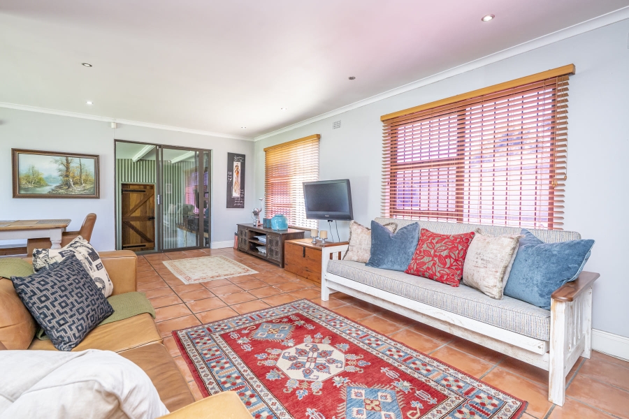 4 Bedroom Property for Sale in Protea Heights Western Cape